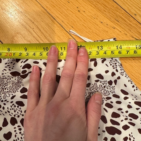 Wilfred satin leopard midi skirt - Picture 4 of 6